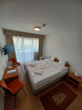 PSZ Hotel Beach Földvár, Balatonföldvar